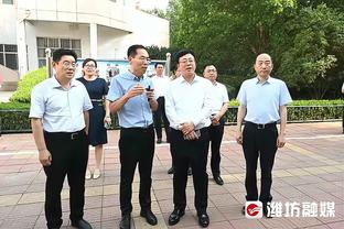 马龙谈33助攻：我们的球员真的在为队友打球 这很棒